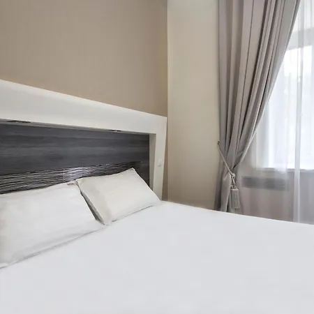 Hotel Secret 3*