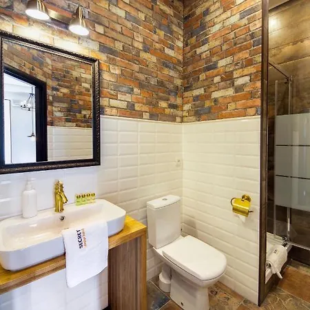 Hotel Secret
